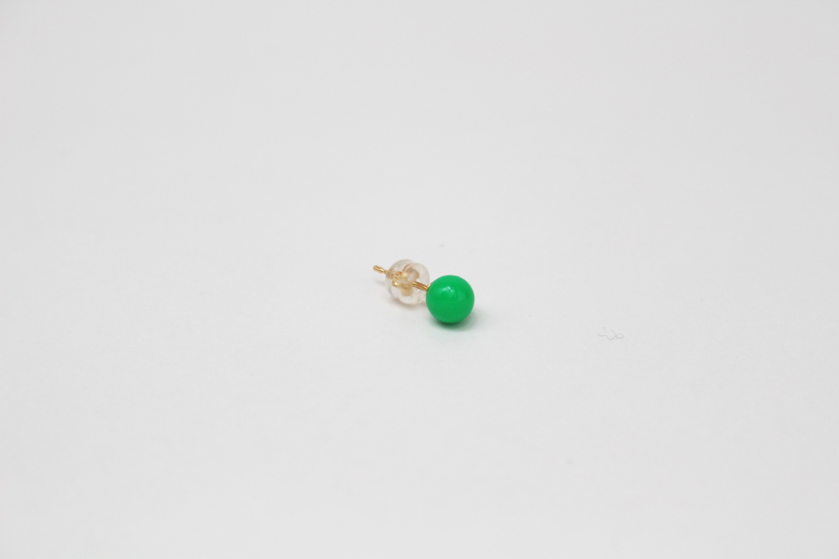 deneb_ball_bullet_pierced_earring_green_2