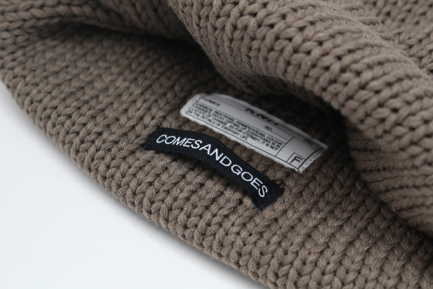 COMESANDGOES_STANDARDKNIT_BEIGE_7500_2