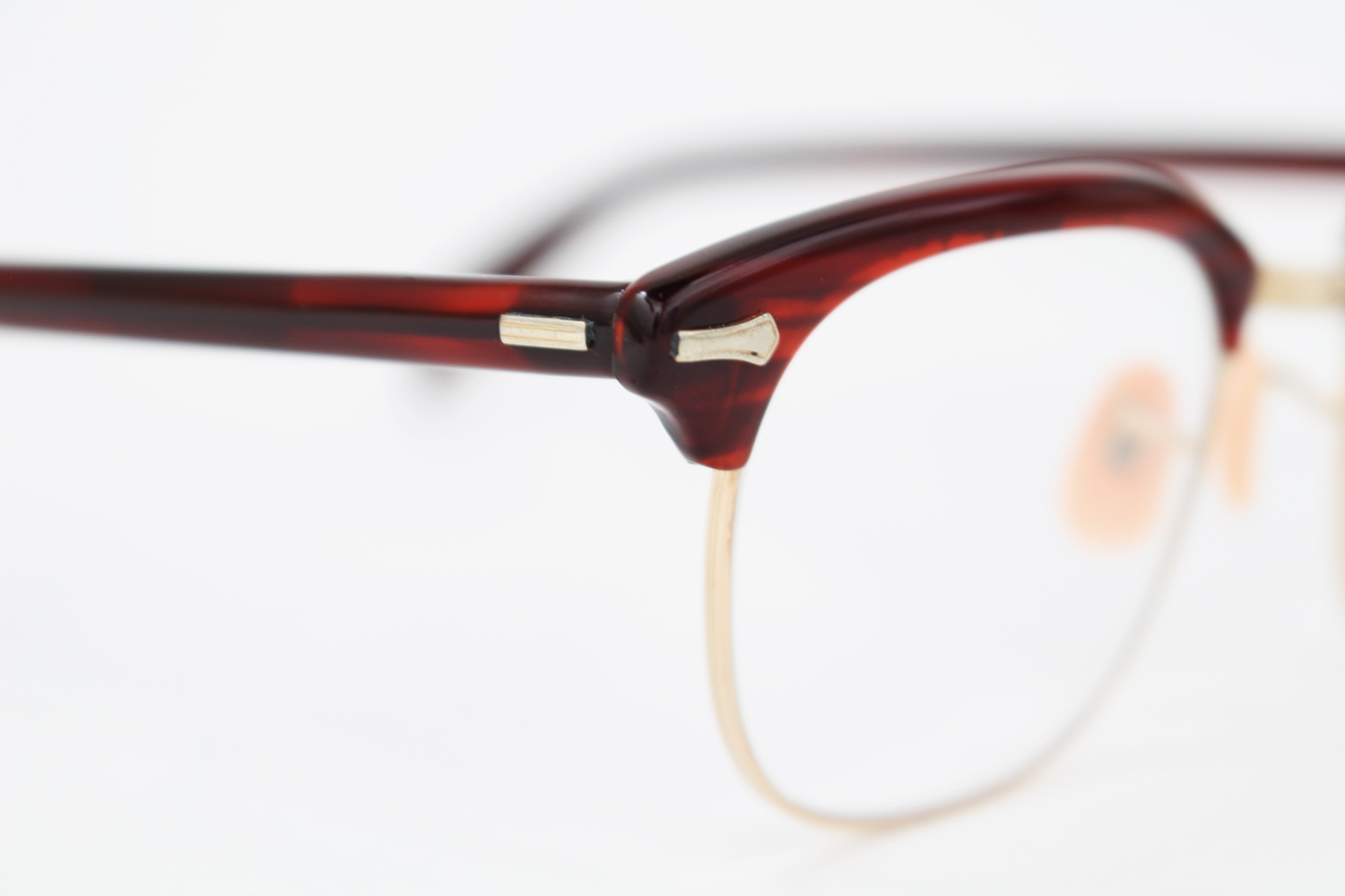 TS_Shuron_Optical_Company_Combination_1_10-12K_Gold_Filled_with_Cellulose_Acetate_red_3