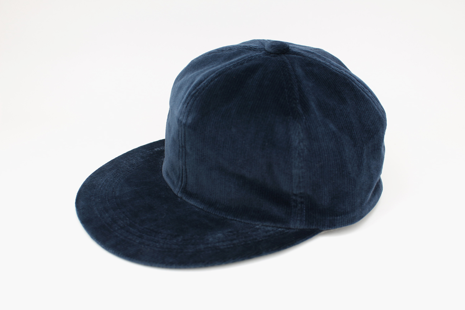 COMESANDGOES_VELVET-CORDUROY-CAP_c.NAVY_8400_1