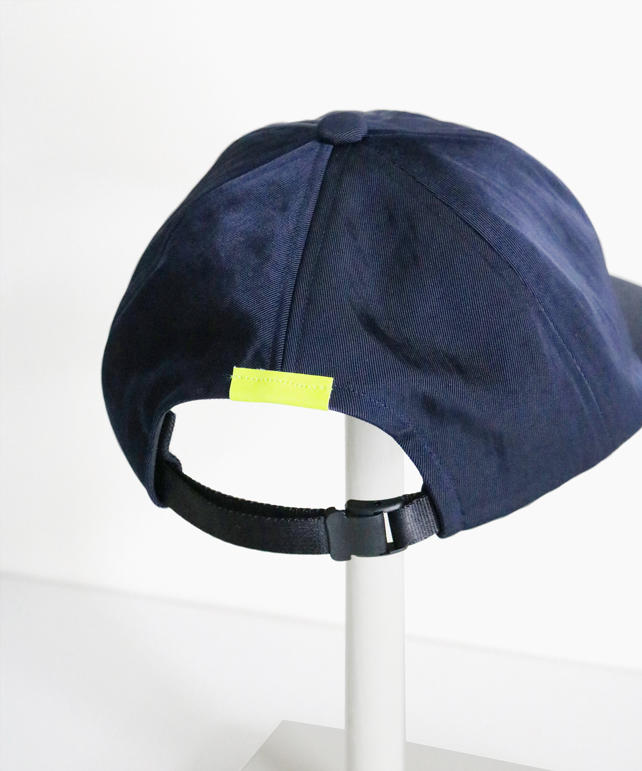 COMEANDGOES_for-tpr_LONG-BRIM-CAP_Navy_10800_2